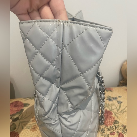 SOLD Chanel Vinyl Quilted In The Business North South Tote Light Grey - Picture 4 of 13